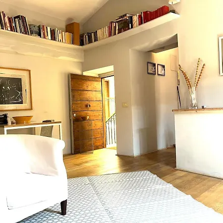 Апартаменты The Artist's Nest - Trastevere- Рим