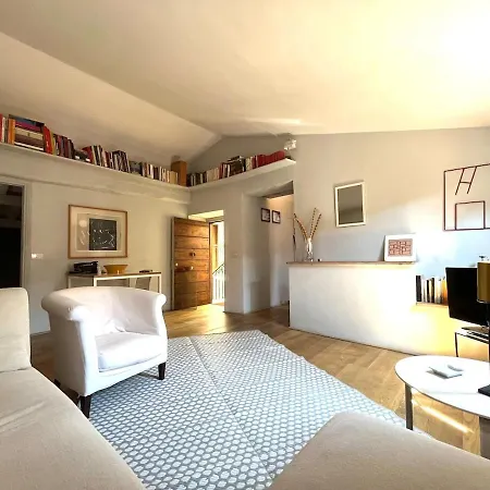 The Artist's Nest - Trastevere- *