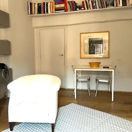 The Artist's Nest - Trastevere- Апартаменты *