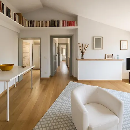 The Artist's Nest - Trastevere- Рим